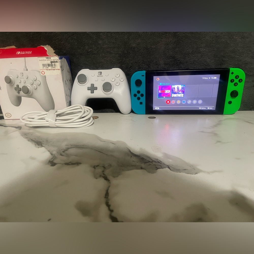 Nintendo switch with new plugable controller.